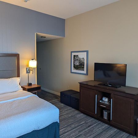 Hampton Inn & Suites Cazenovia, Ny Kültér fotó