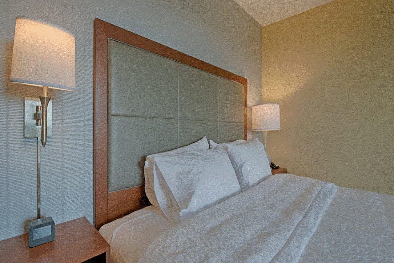 Hampton Inn & Suites Cazenovia, Ny Kültér fotó