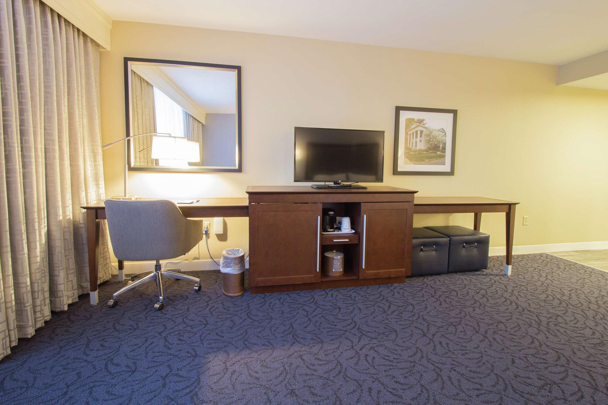 Hampton Inn & Suites Cazenovia, Ny Kültér fotó