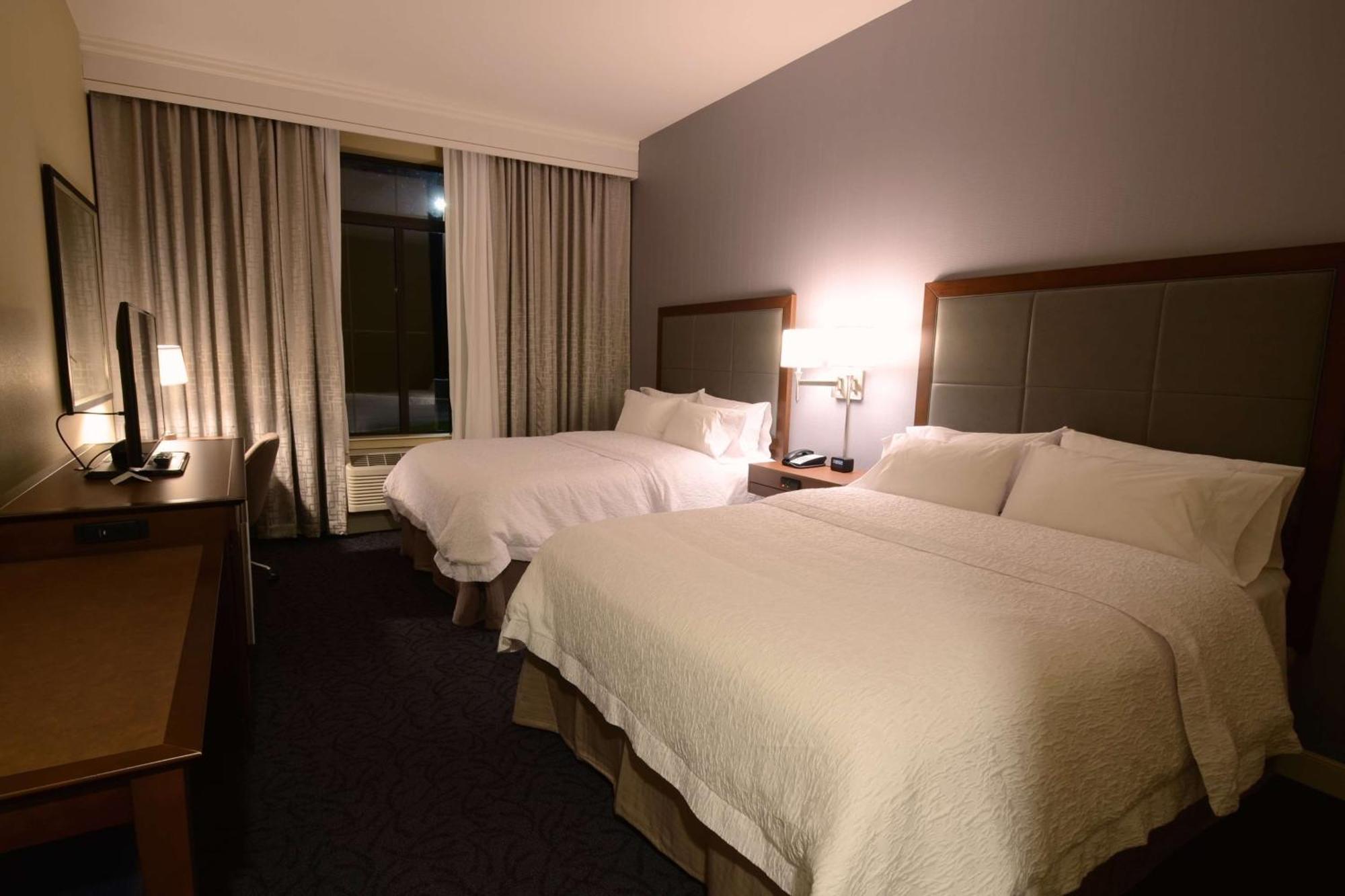 Hampton Inn & Suites Cazenovia, Ny Kültér fotó