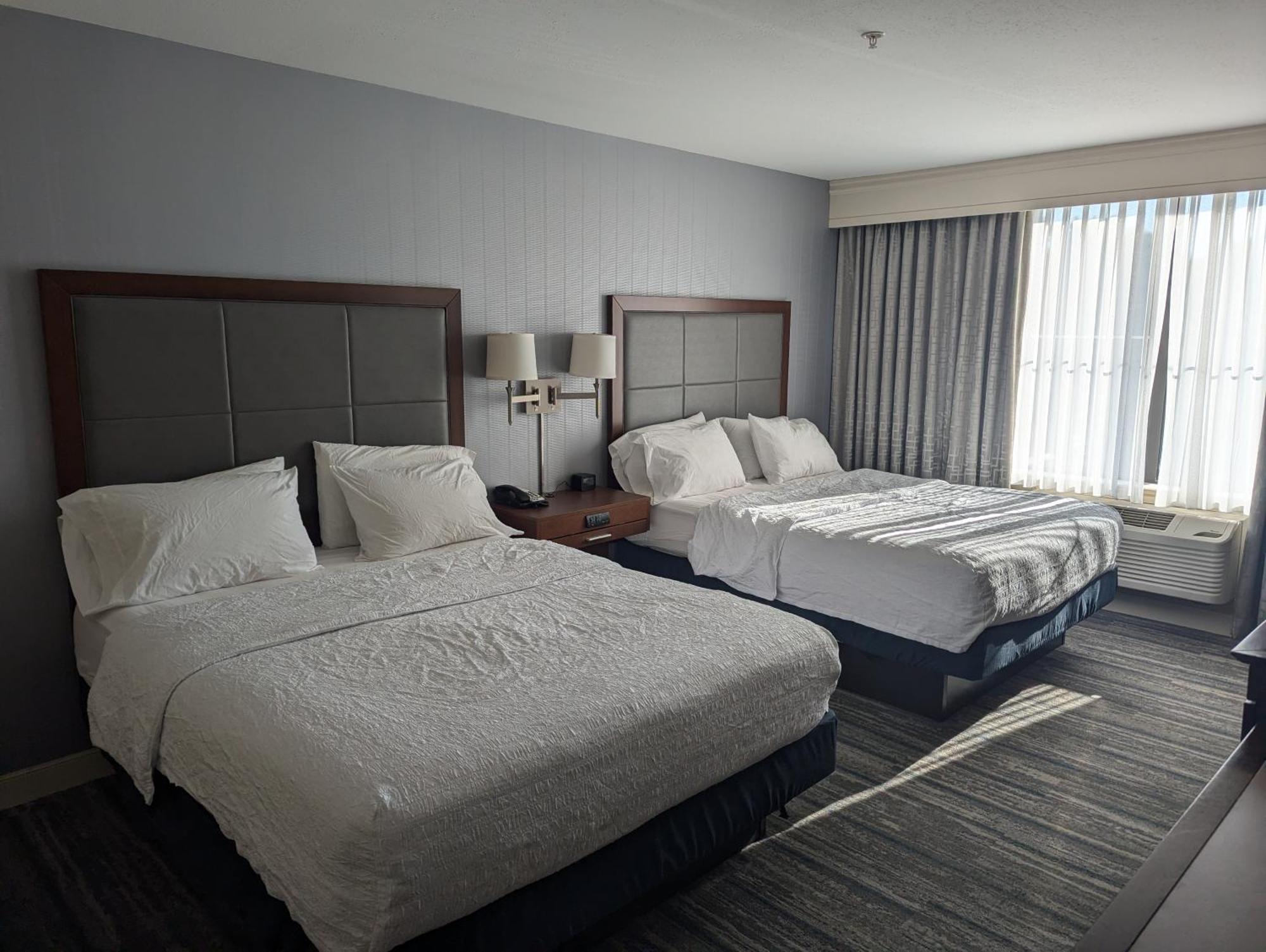 Hampton Inn & Suites Cazenovia, Ny Kültér fotó